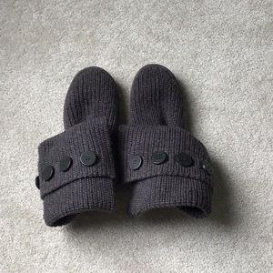 UGG BOOTS!! THE CLASSIC CARDY!!